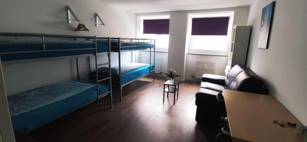Full Flat 3 Bedrooms Saarbrucken Center -11 People 外观 照片